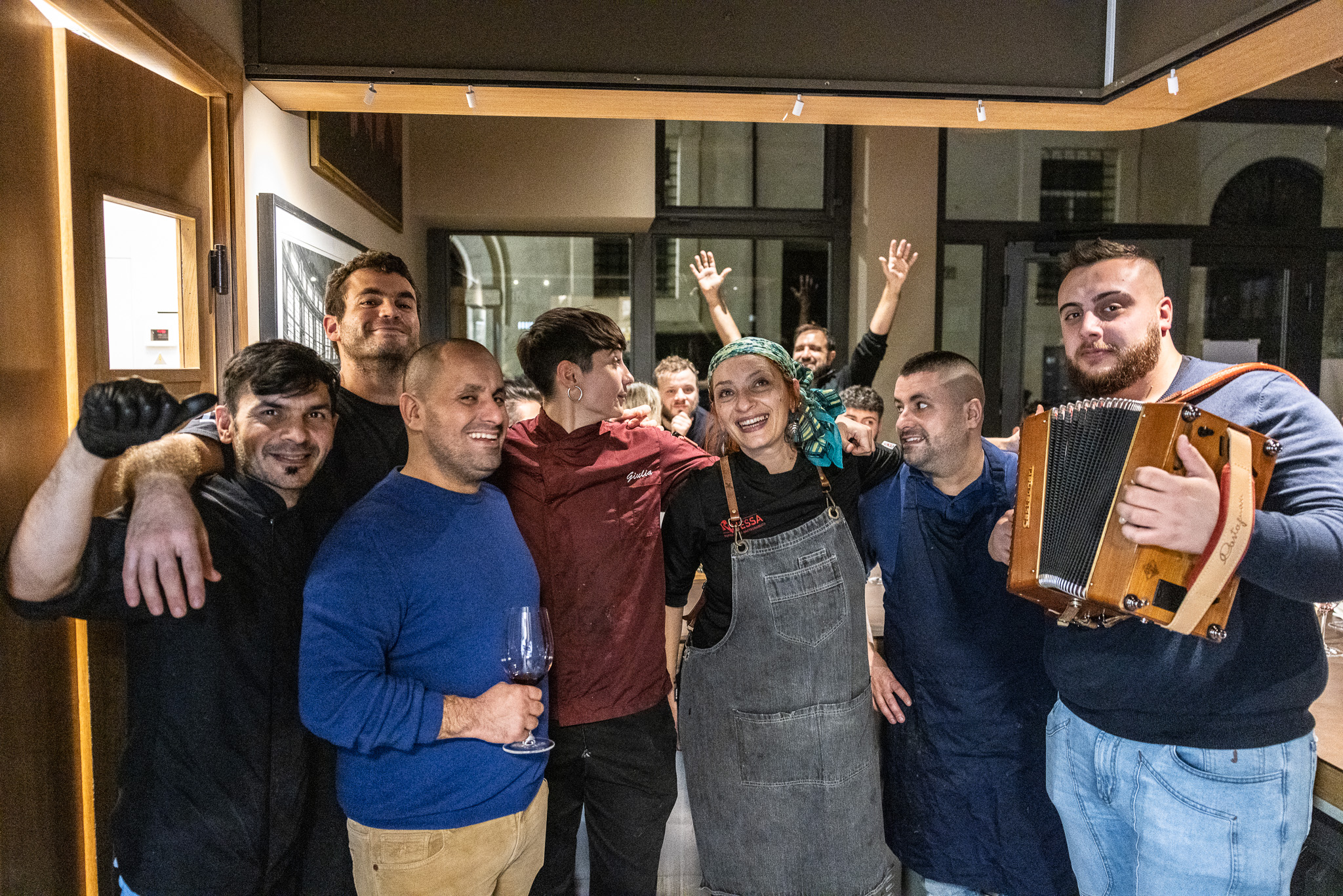 Il team di cucina di Rimessa FAB